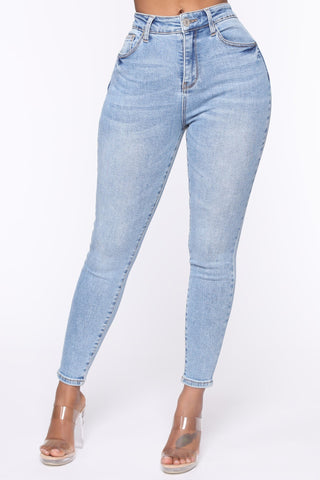 The Comeback Push Up Skinny Jeans - Light Blue Wash