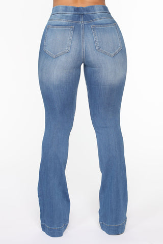 Start Something Mid Rise Flare Jeans - LightWash