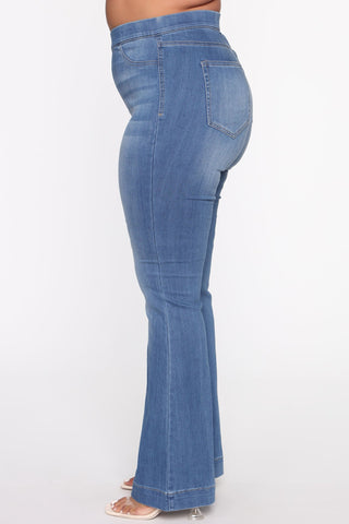 Start Something Mid Rise Flare Jeans - LightWash
