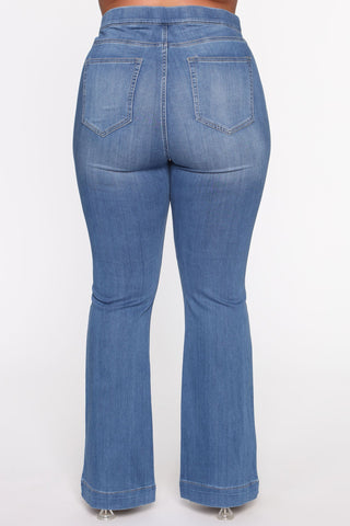 Start Something Mid Rise Flare Jeans - LightWash