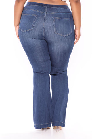 Start Something Mid Rise Flare Jeans - Medium Blue Wash