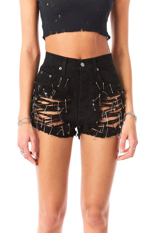 TITANIA SAFETY PIN BLACK DENIM SHORT