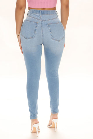 Soho Super Stretch High Rise Jeggings - Light Blue Wash