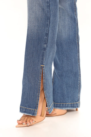 Stay Authentic Stretch Slit Straight Leg Jeans - Medium Blue Wash