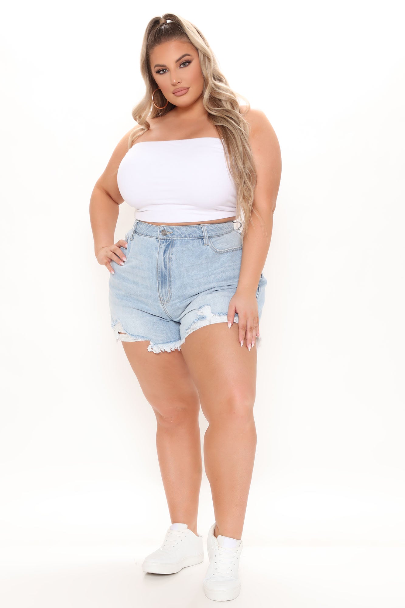 Trailblazer Jeansshorts mit hoher Taille – Hellblaue Waschung