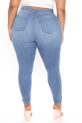 Sought After Luxe Super Stretch Skinny Jeans - Medium Blue Wash