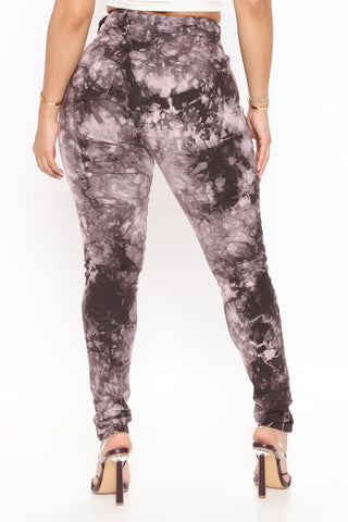 Soak It Up Tie Dye Skinny Jeans - Black/Pink