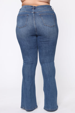 Southern Belle Flare Jeans - Medium Wash