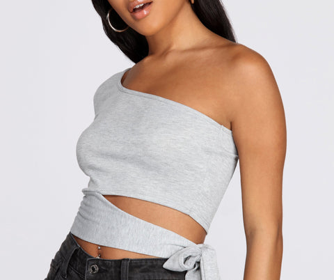 Single Sleeve Ribbed Crop Top