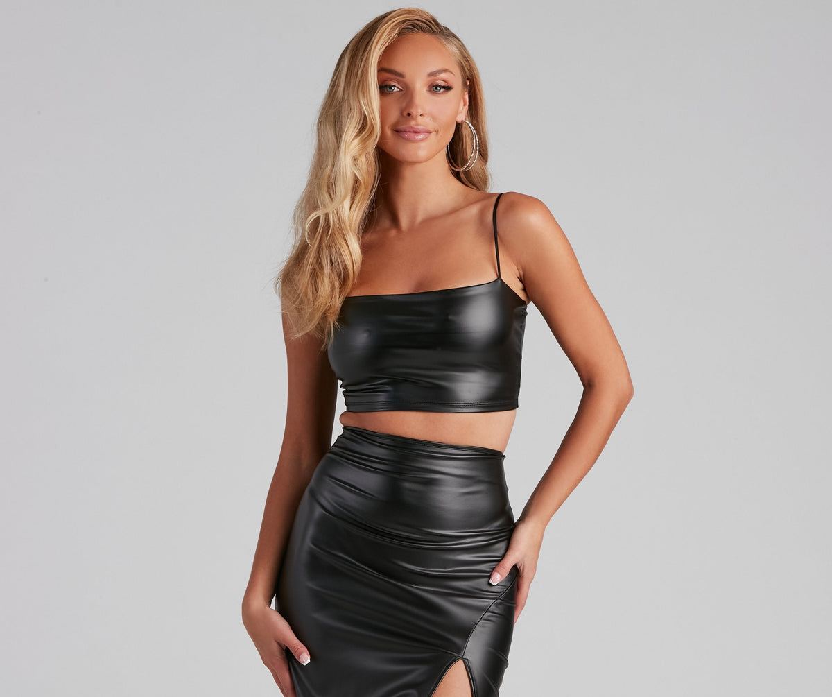 Sleek Stunner Sleeveless Crop Top