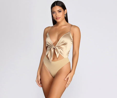 Eleganter Satin-Bodysuit