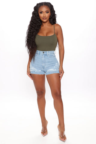 Sorry Mom Shorts – Helle Waschung