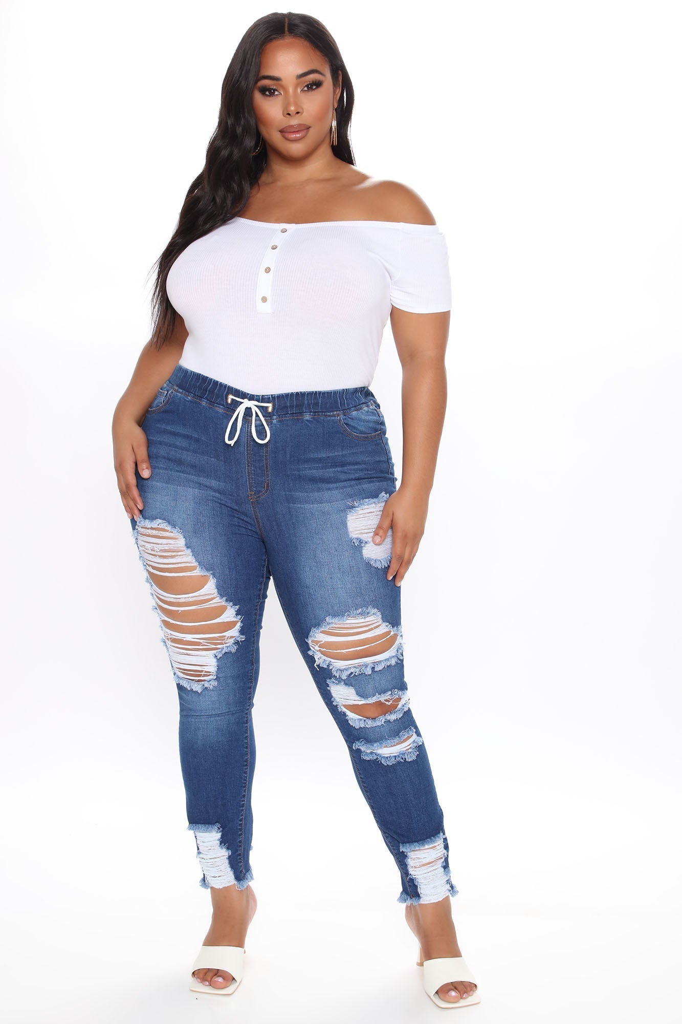 Talk That Talk Distressed Skinny Jeans - Medium Blue Wash