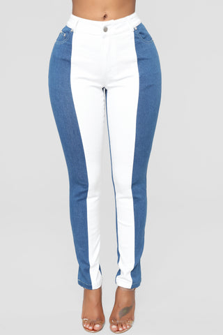 Too Confused Skinny Jeans - Medium Blue Wash