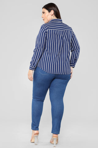 Too Confused Skinny Jeans - Medium Blue Wash