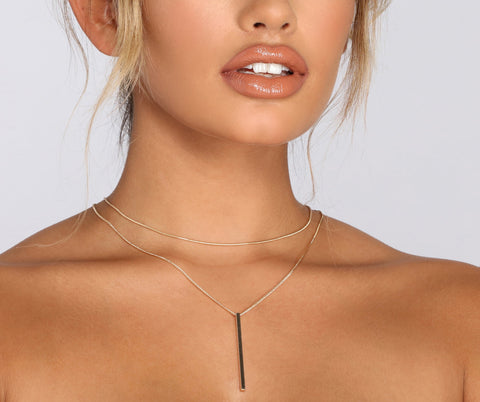 Sleek Layered Pendant Necklace