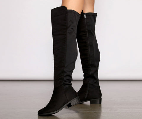 Here For It – Flache Overknee-Stiefel