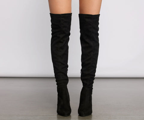 Essential Overknee-Stiefel aus Wildlederimitat mit Stilettoabsatz