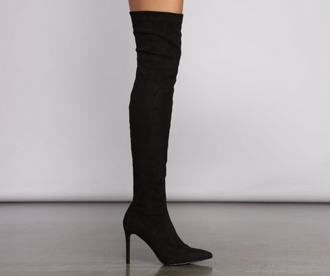 New Heights – Stiletto-Stiefel mit spitzer Zehenpartie