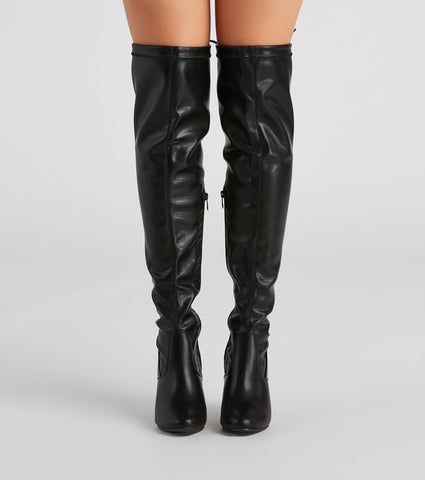 Strut In Style Overknee-Stiefel