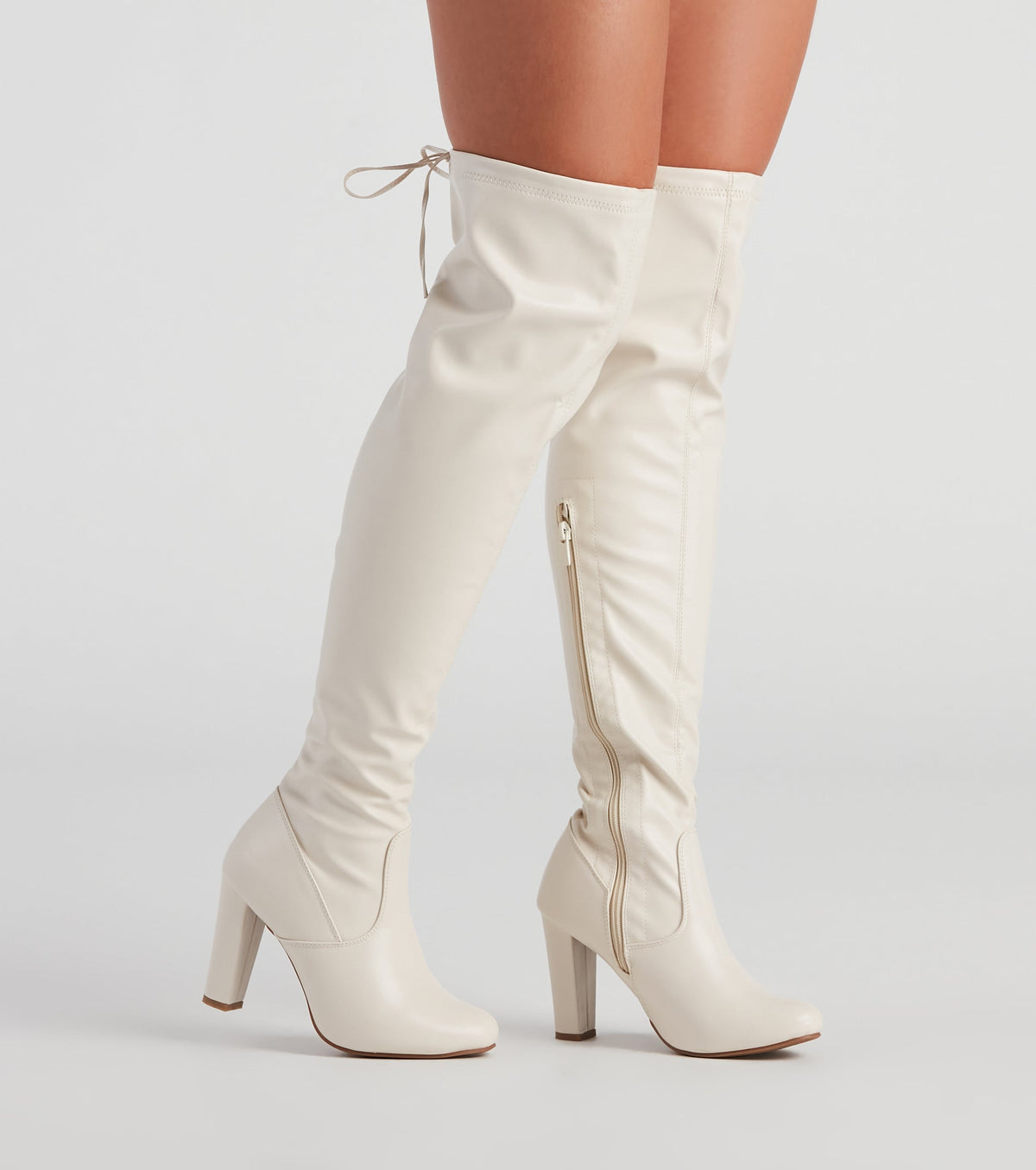 Strut In Style Overknee-Stiefel