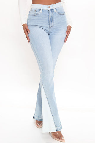 Skyline Stretch Colorblock Flare Jeans - Medium Blue Wash