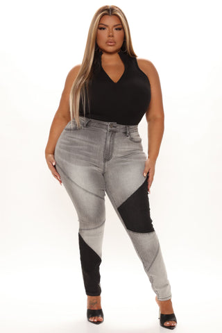 Stay In Line Mid Rise Skinny Jeans - Grey/Black