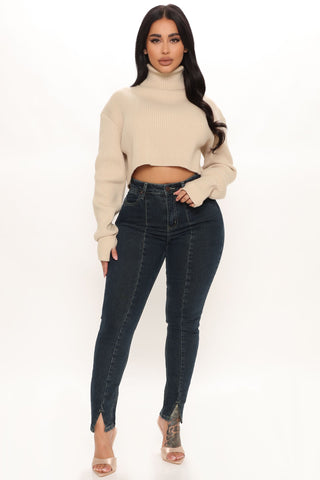 Jean skinny Sienna à coutures sur le devant et fentes à la cheville - Délavage foncé
