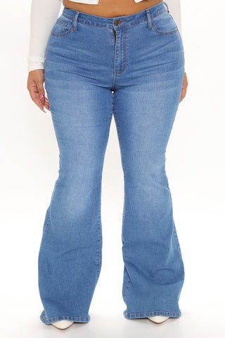 Total Flirt Mid Rise Stretch Flare Jeans - Medium Blue Wash