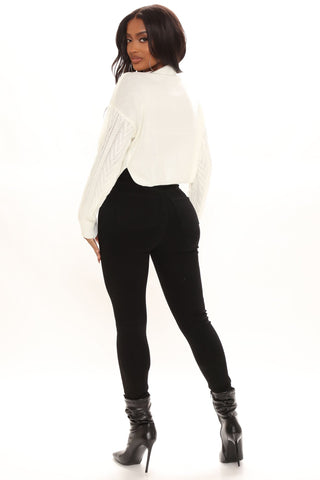 Tall Eva Super Soft Curvy Skinny Jean - Black