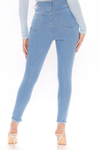 Sweet Spot Stretch Skinny Jeans - Light Blue Wash