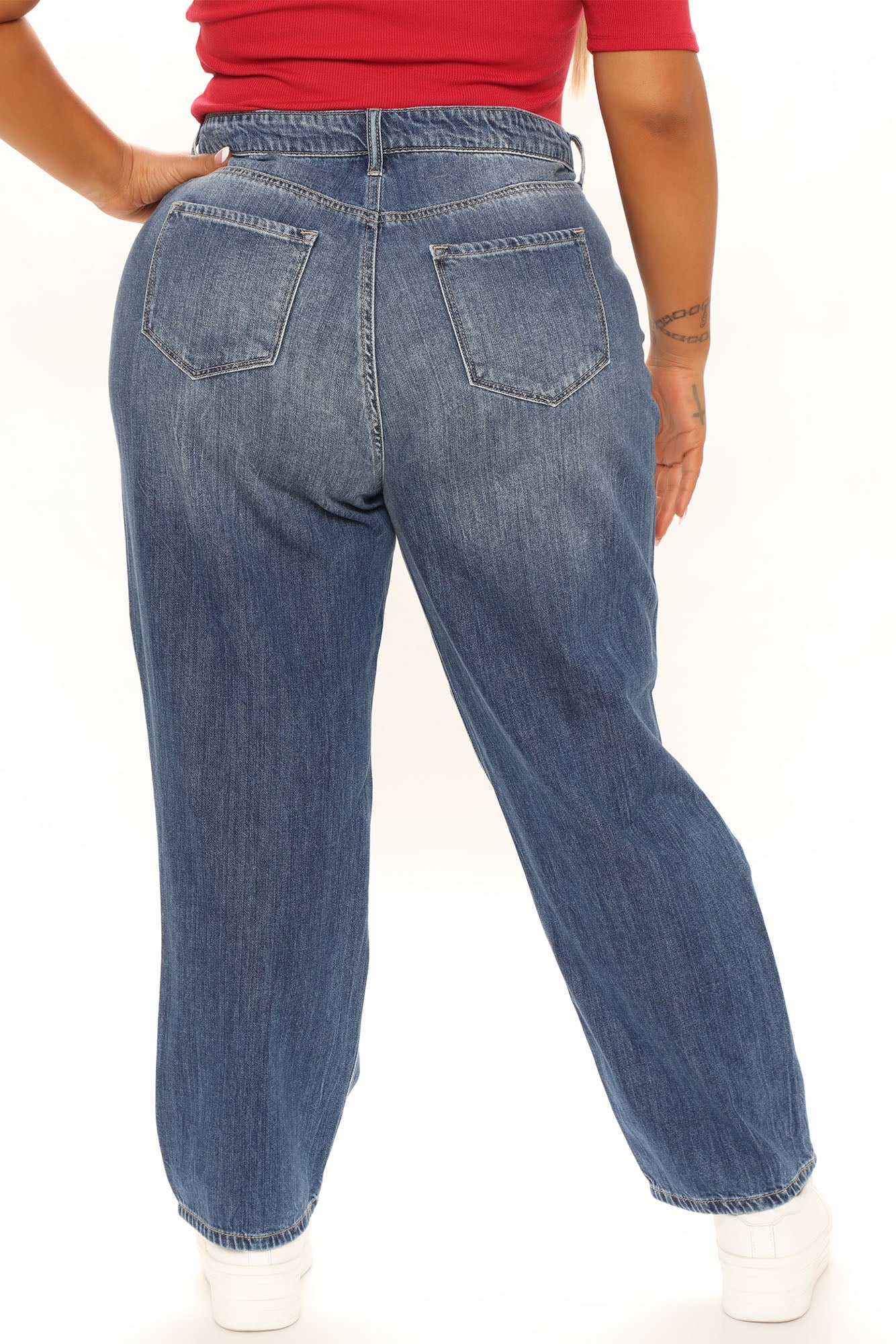 Sunday Brunch 90's Distressed Boyfriend Jeans - Dark Wash