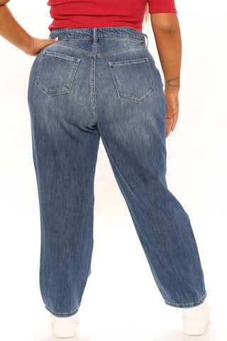 Sunday Brunch 90's Distressed Boyfriend Jeans - Dark Wash