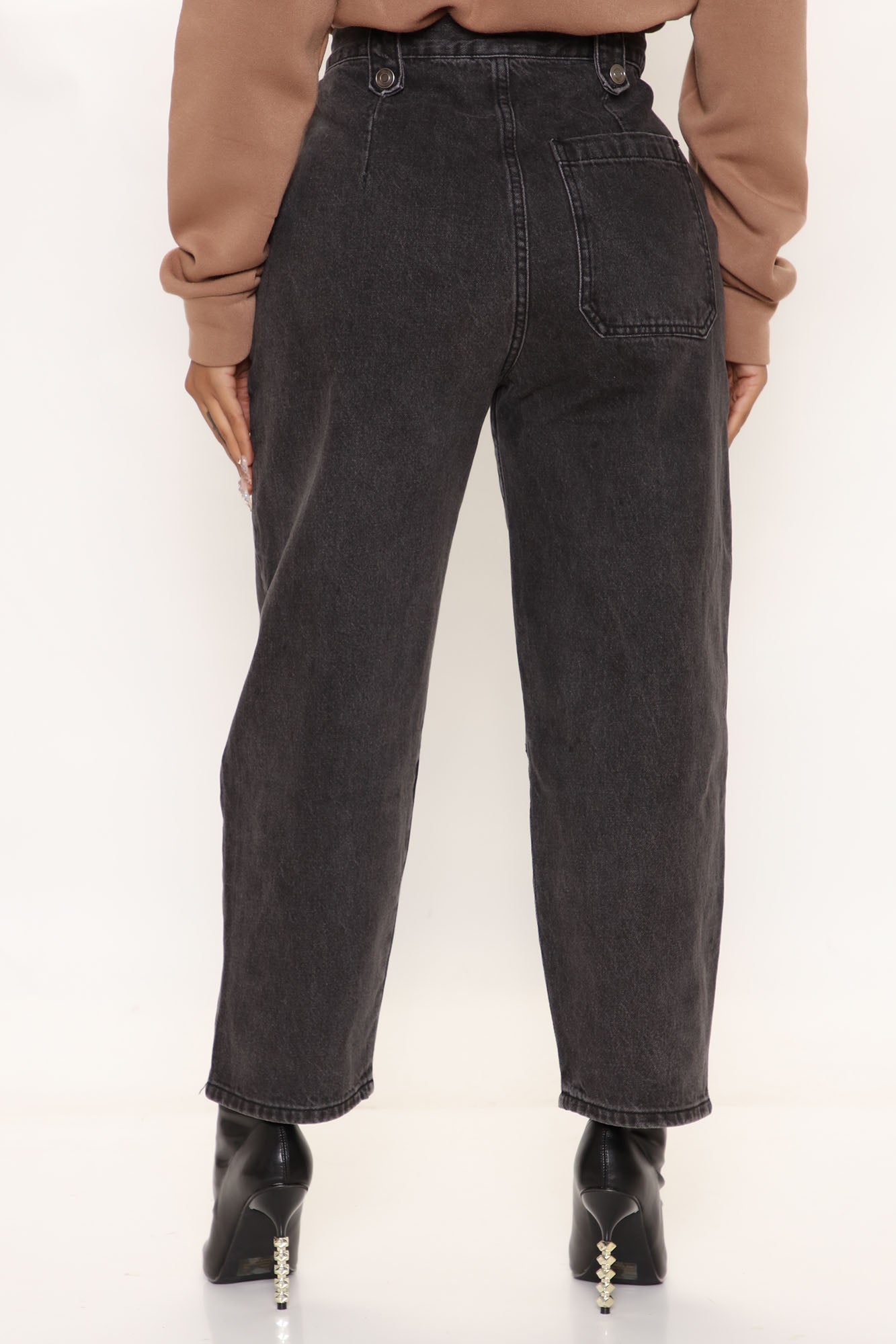 Western Showdown Non Stretch Balloon Mom Jeans - Black