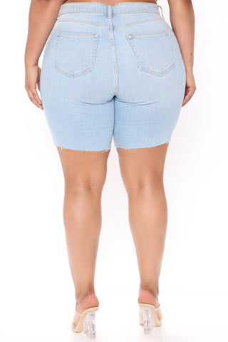 Stay On Track Destroyed Denim Bermudas - Light Blue Wash