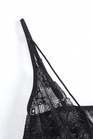 Ensemble de lingerie sexy en dentelle avec licou