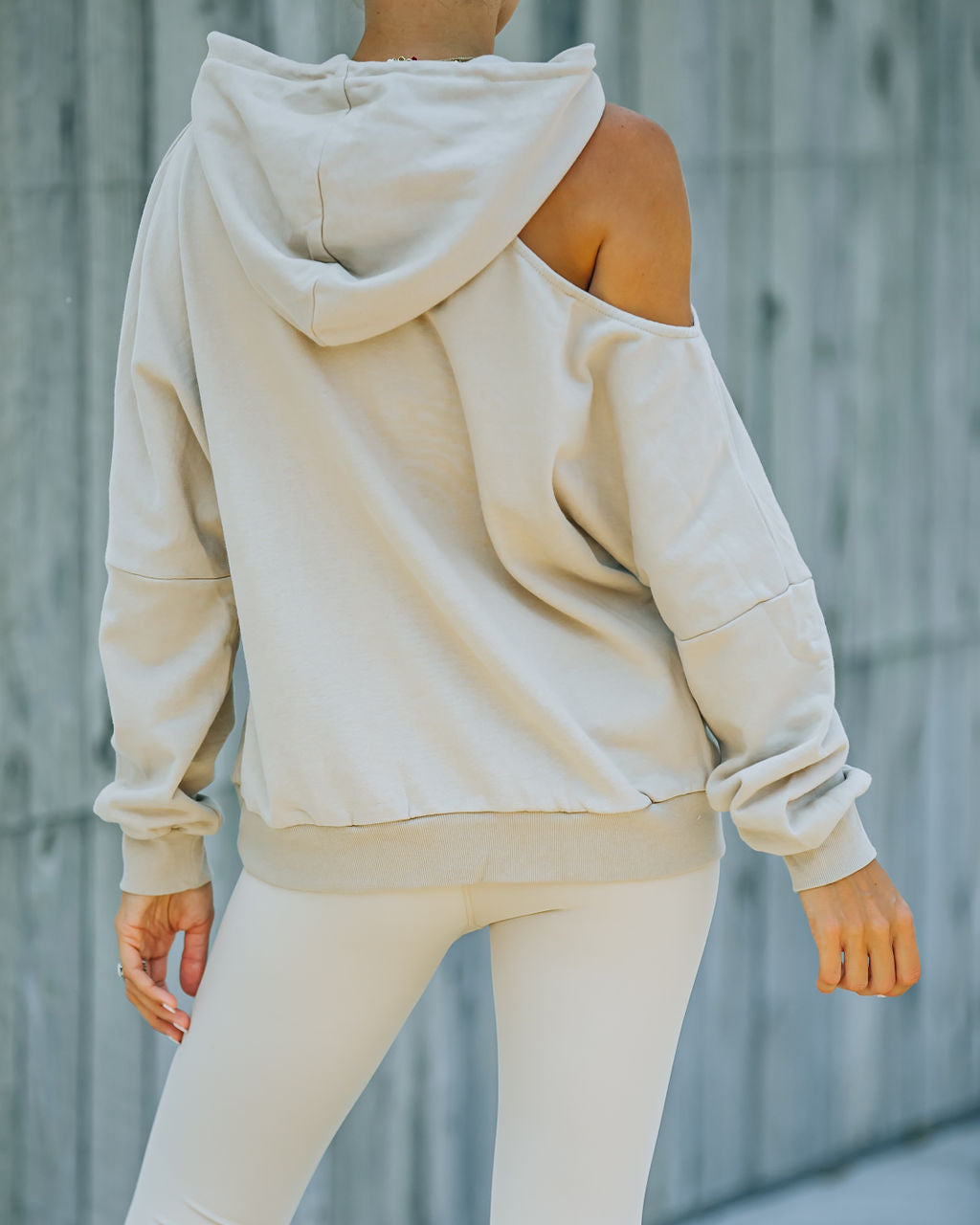 Warm Up Hoodie aus Baumwolle mit Taschen und Cutout 