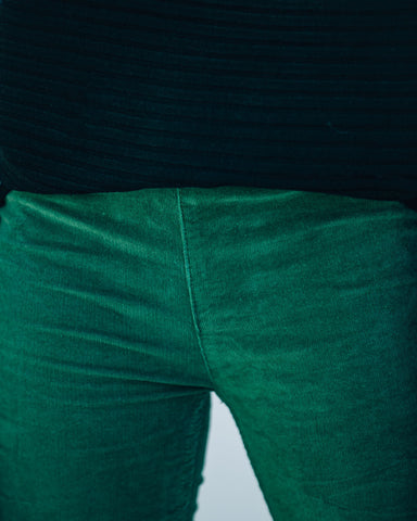 Pantalon Sophie taille haute en velours côtelé à pattes d'éléphant - Vert 