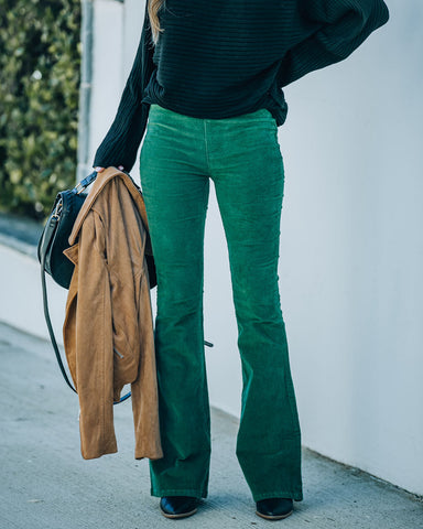 Pantalon Sophie taille haute en velours côtelé à pattes d'éléphant - Vert 