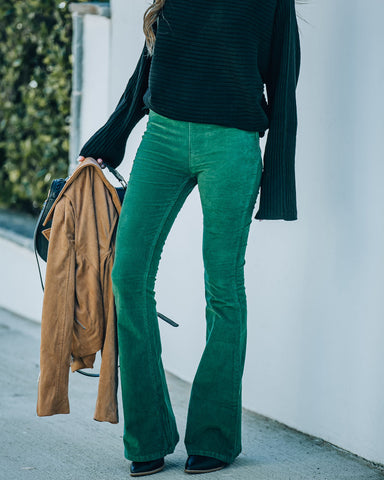 Pantalon Sophie taille haute en velours côtelé à pattes d'éléphant - Vert 