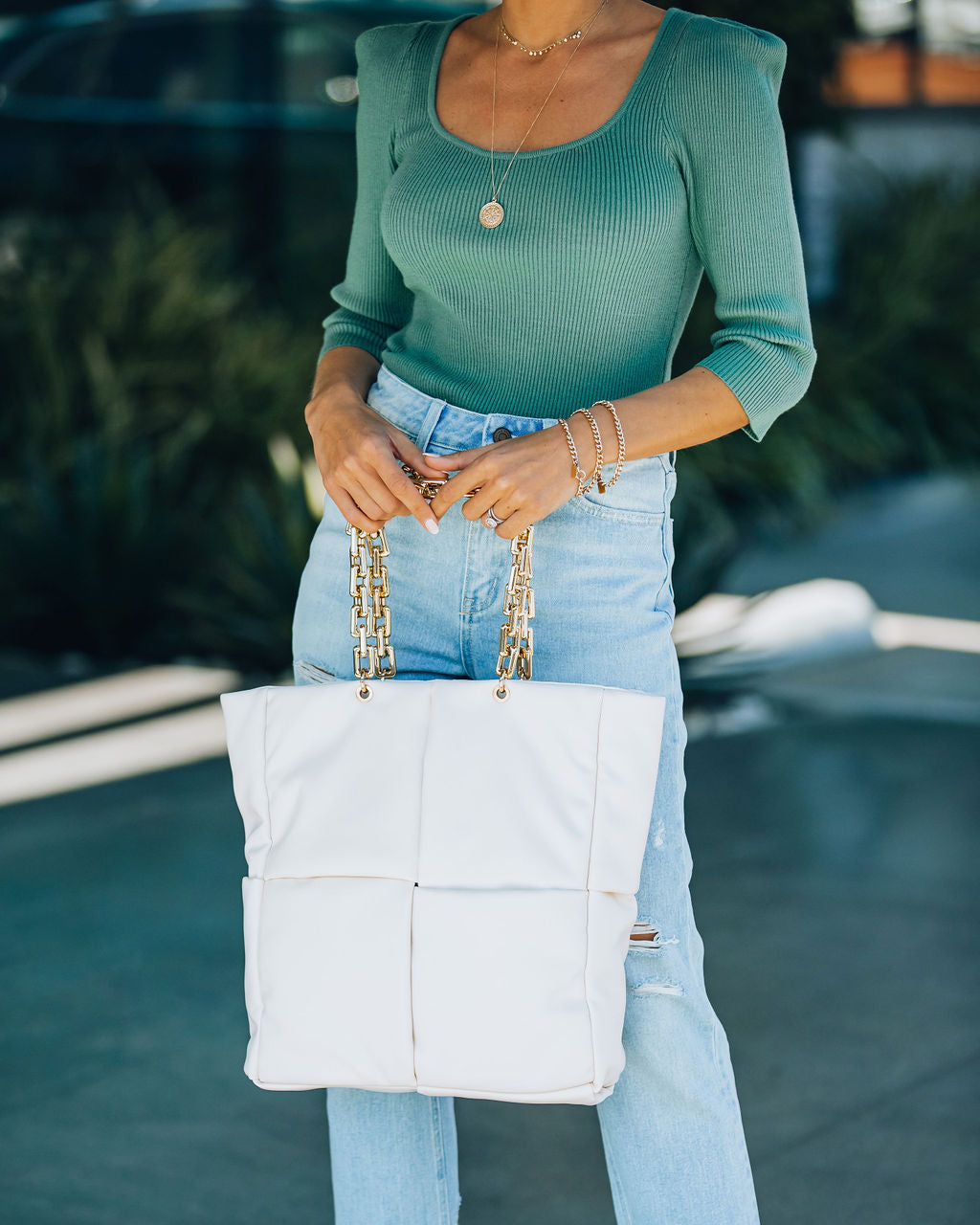 Unfold Padded Chain Tote Bag - Ivory
