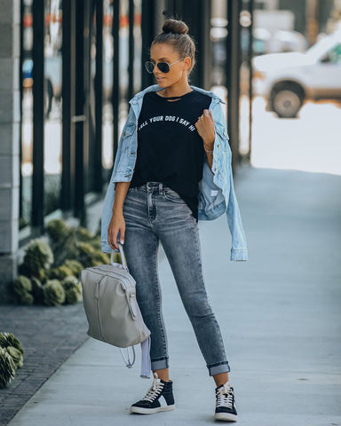 Sag deinem Hund, ich sage Hallo, Distressed-Baumwoll-T-Shirt 