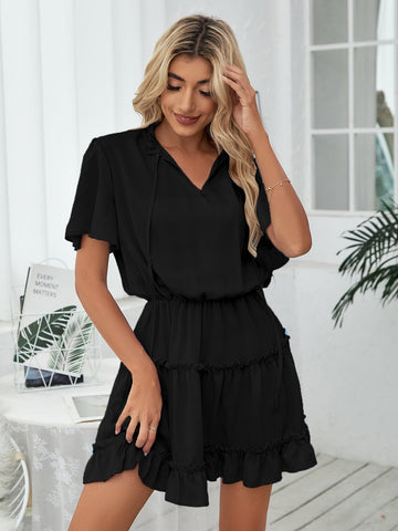 Slow It Down – Gesmoktes Kleid mit Quasten - Schwarz