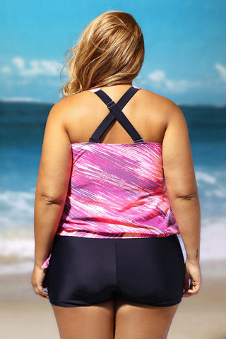 Plus Size Blouson-Tankini-Badeanzug mit Rosy-Print und schwarzen Boardshorts