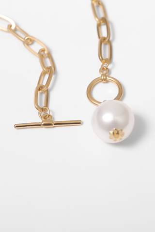 Faux Pearl Pendant Chain Necklace