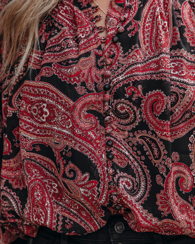 Taras – Kurze Bluse mit Paisley-Muster und Knopfleiste 