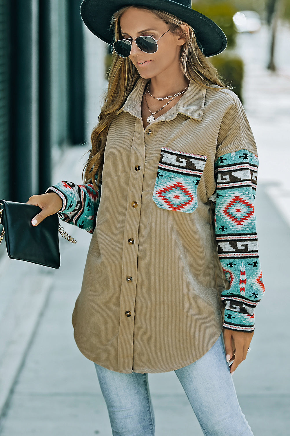 Veste-chemise en velours côtelé à manches et poches à motif aztèque