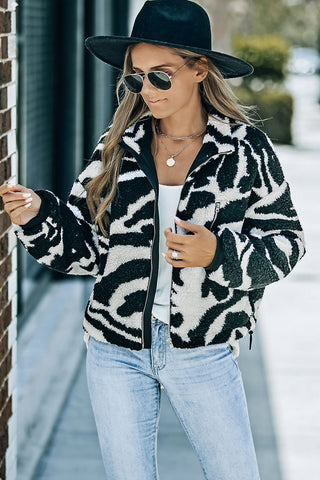 Schwarze Teddyjacke mit Zebra-Print und hohem Kragen