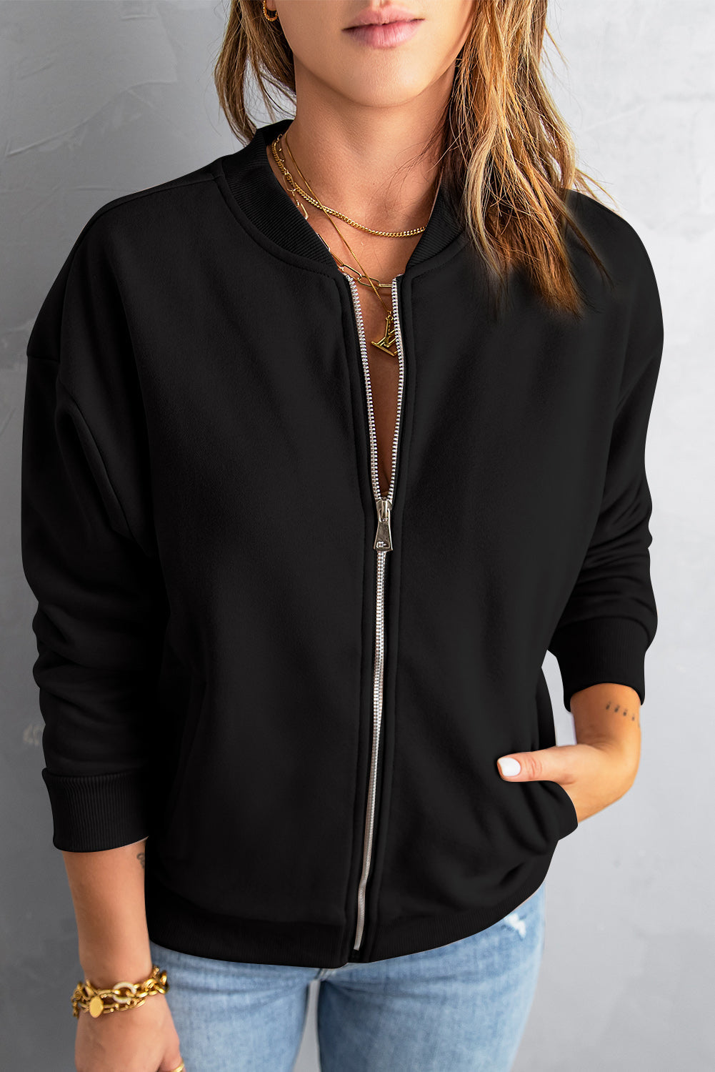 Black Zip-Up Jacket With Pocket