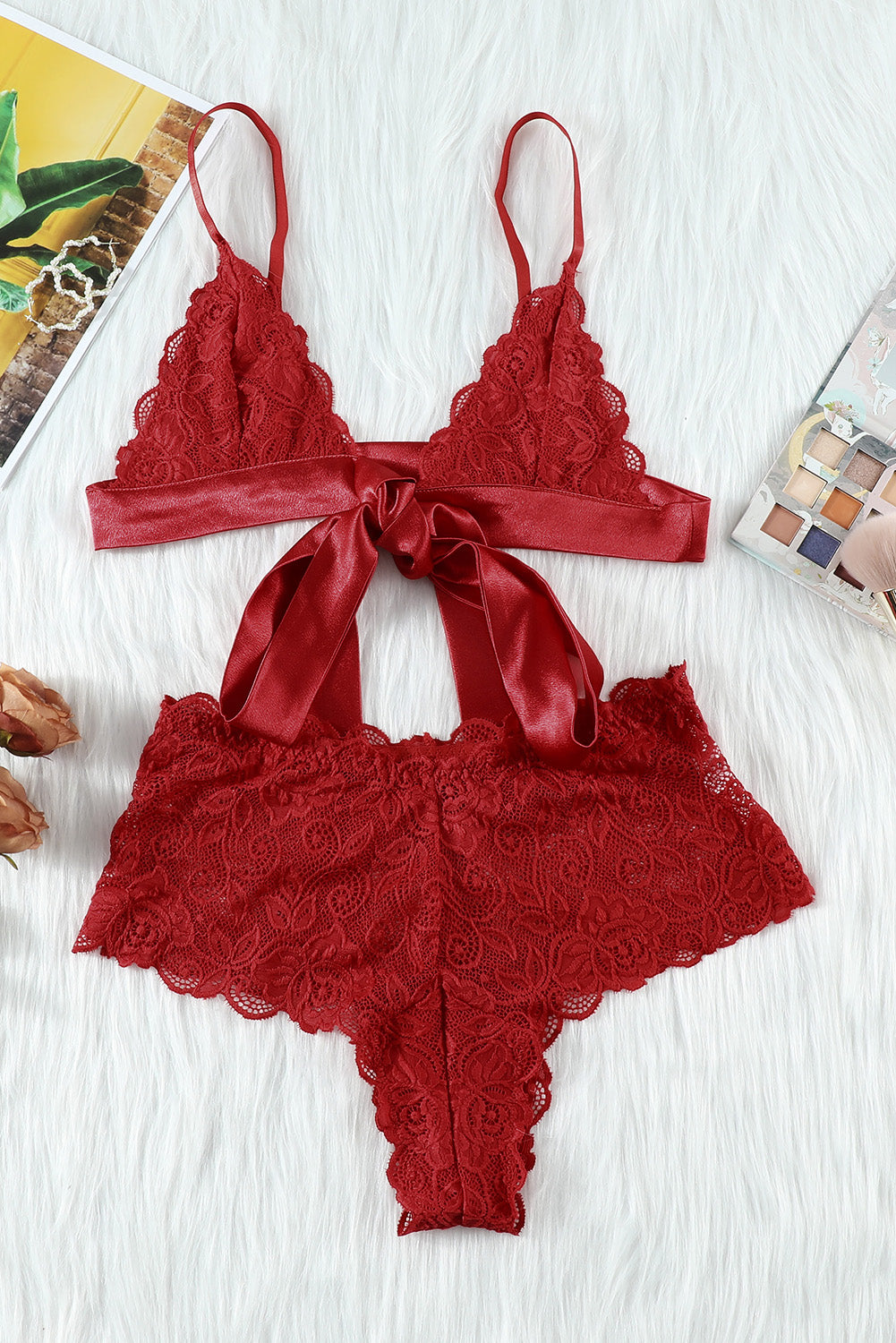 Romantic Love – Rotes Spitzen-Bralette-Dessous-Set